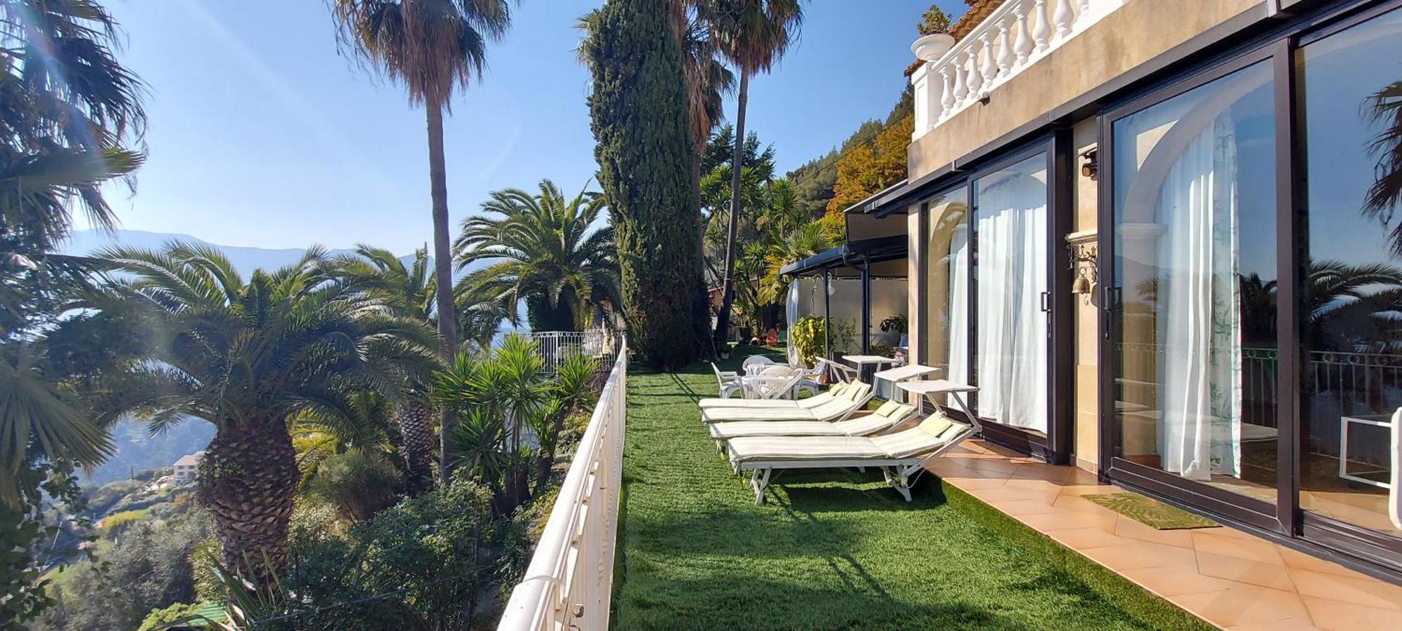 Villa Panoramica 芒通 外观 照片