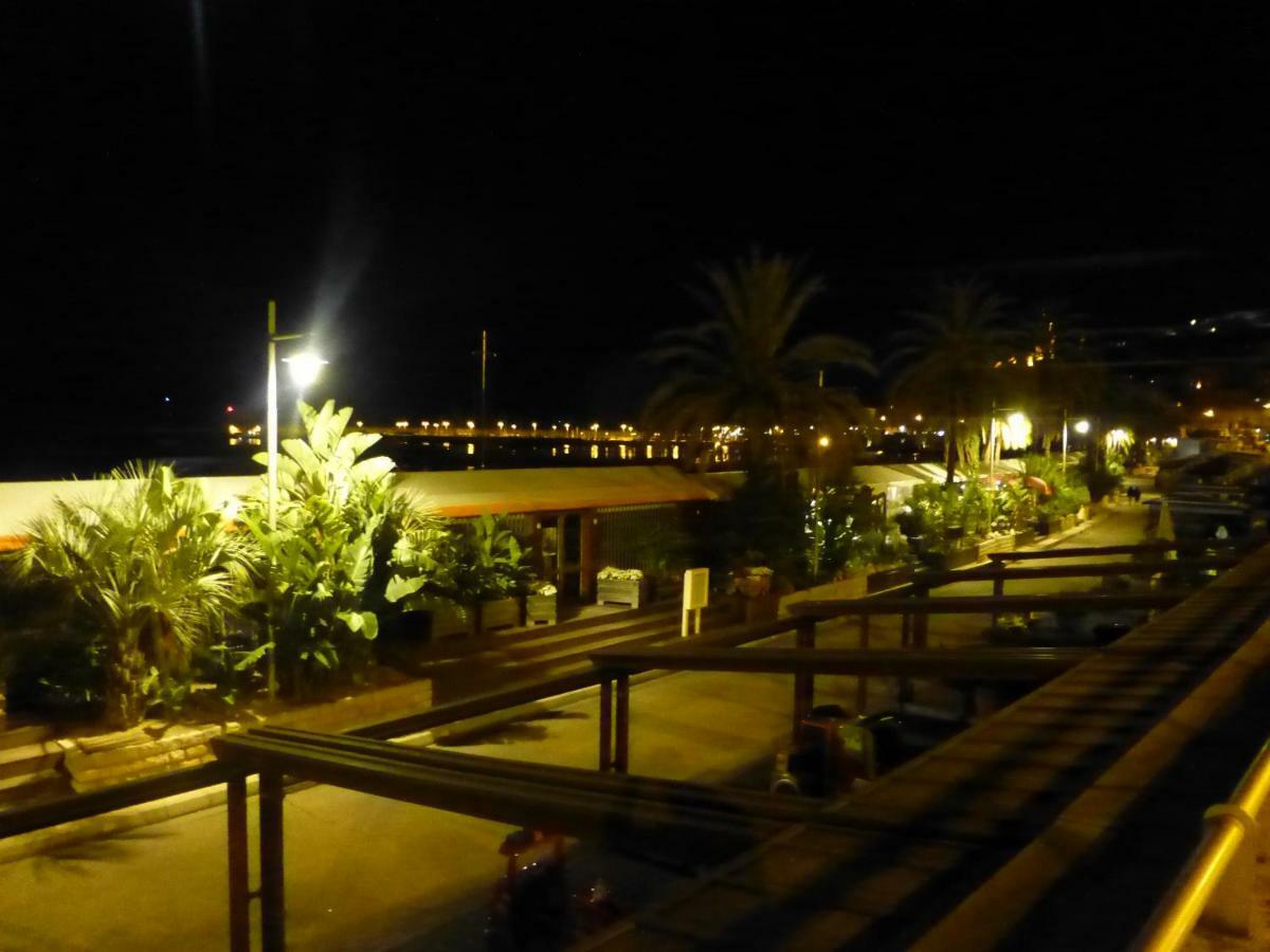 Villa Panoramica 芒通 外观 照片